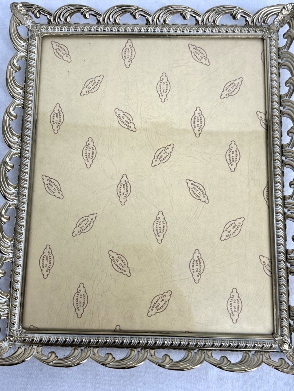 Picture Frame Metal Scalloped Edge 8 x 10" Gold Tone White Wash Cottagecore Vtg